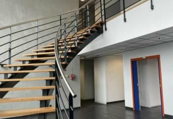 Location bureaux Genay - Proche A46, A6 et gare TER Albigny Neuville