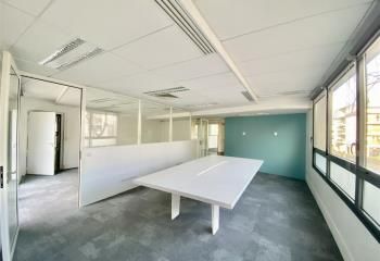 Vente bureaux Rueil-Malmaison centre-ville, proche transports