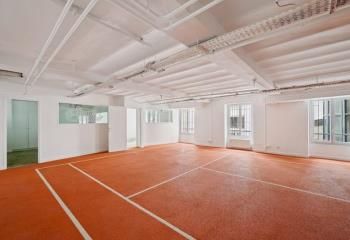 Bureaux atypiques à louer Paris 10 - Proche métro Bonne Nouvelle