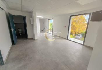 Location bureaux neufs Cournon-d'Auvergne - Proche A75 et transports