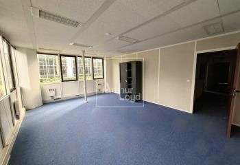 Location bureaux Saint-Thibault-des-Vignes - Proche A104 et A4
