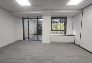 Location bureaux La Garenne-Colombes - Proche La Défense, rond-point de l'Europe