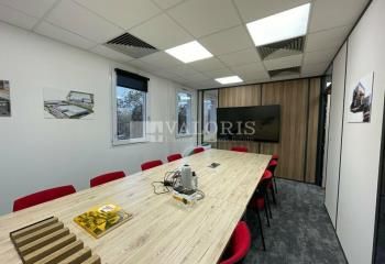 Location bureaux Lyon 7 - Proche métro Gerland et tram T1