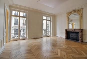 Location bureaux Paris 8 - Proximité Place Saint-Augustin