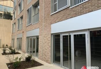 Location bureaux Bordeaux - Quartier Bassins à Flots, proche Tram et Autoroute