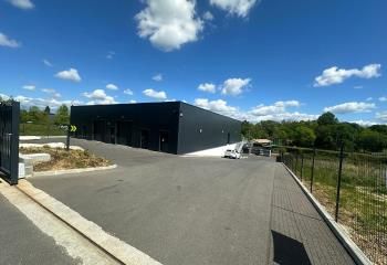 Entrepôt à louer Montussan - Proche N89 sortie 4