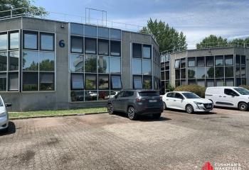 Location bureaux Bruges - Proche Bordeaux Lac, rocade, tram et bus