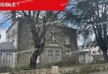 Location bureaux Guérande - Centre-ville, face aux remparts, proche bus