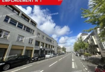 Vente bureaux Rezé, proche tram, bus et Chronobus