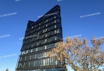 Location bureaux Rennes - Proche axe Henri Fréville, métro, bus, gare