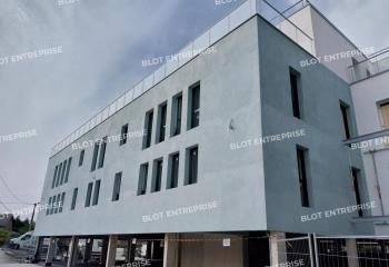 Location bureaux Vitré - Proche Gare SNCF et accès 4 voies