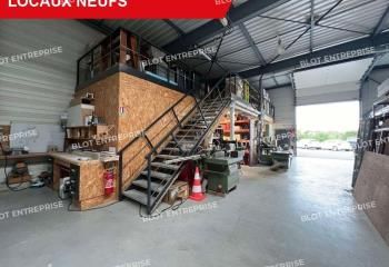 Local d'activité à louer Crévin - Accès 4 voies immédiat