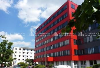 Location bureaux Strasbourg - Proche bus, tram et autoroutes