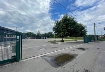 Local d'activité à louer Décines-Charpieu - Terrain 3400 m²