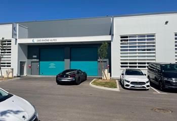 Local d'activité à louer Vénissieux - Proximité tramway T4