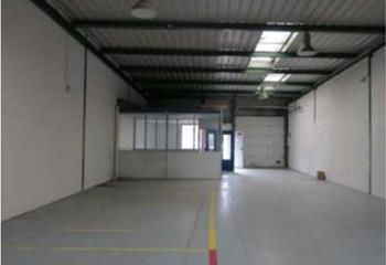 Locaux d'activité à louer Vénissieux - Accès immédiat périphérique