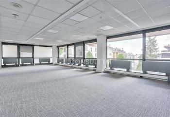 Location bureaux Saint-Cloud, proche A13, vue sur Seine et Saint-Cloud