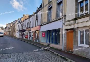 Location local commercial Locminé - Centre-ville, proche bus