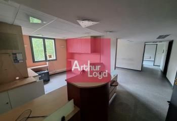 Vente bureaux Aubière, proche bus, autoroute A75 et commerces