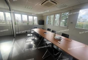 Location bureaux Cesson-Sévigné - Proximité ligne de bus et accès 4 voies