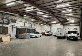 Location local d'activité Croix - Proximité centre et métro