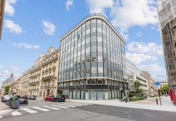 Location bureaux Paris 8 - Proximité Gare Saint-Lazare