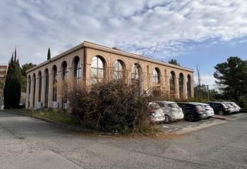 Location bureaux Aix-en-Provence - Proche centre-ville, bus et autoroute