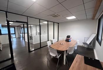 Location bureaux Saint-Bonnet-de-Mure - Parc d'activité Terre Valet