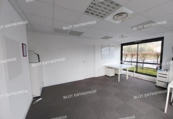 Location bureau Guérande - Proximité ligne de bus