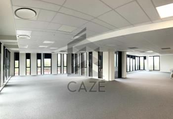 Bureaux à louer Bordeaux - Proche rocade, bus, tram