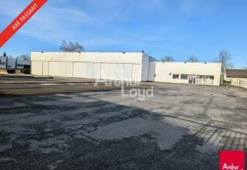 Local d'activité à louer Vitré - Grand foncier et accès immédiat