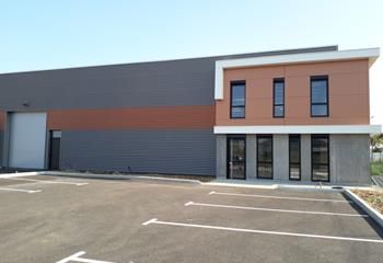 Local d'activité à louer Meyzieu - Parc clos et sécurisé