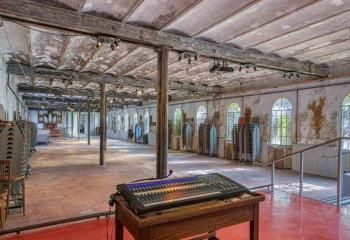 Vente ancienne manufacture événementielle Entraigues-sur-la-Sorgue