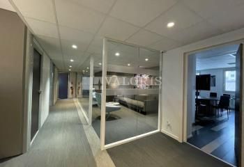 Bureaux à louer Villeurbanne - Parc de la Tête d'Or, bus, tram et métro