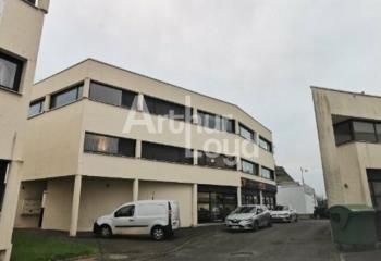Location bureaux Cesson-Sévigné - Proche centre commercial Carrefour Rennes-Cesson et Glaz Arena