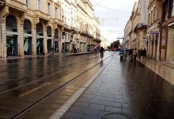 Local commercial à louer Bordeaux Triangle d'Or - Proche transports