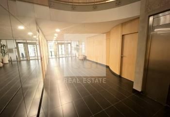 Location bureaux Écully - Proche A6 et bus