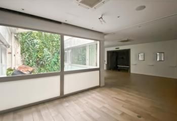 Location bureaux Paris 8 - Proche métro Franklin D. Roosevelt