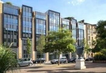 Location bureaux Clichy, proche transports, 1er étage, double exposition