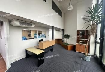Location bureaux Rennes - Proche route de Lorient, bus et 4 voies
