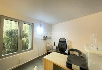 Location bureaux Lyon 3, proche gare Lyon Part-Dieu et bus