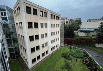 Vente bureaux Villeurbanne Grandclément, proche périphérique et transports