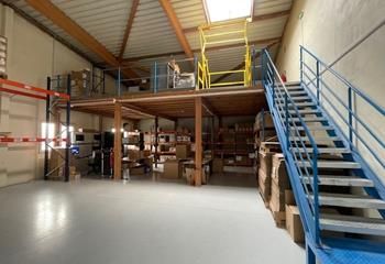 Local d'activité à louer Décines-Charpieu - Parc d'activité clos