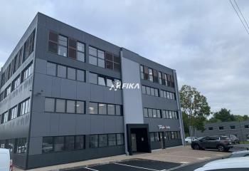 Bureaux à louer à Tresses, proche rocade bordelaise et transports en commun