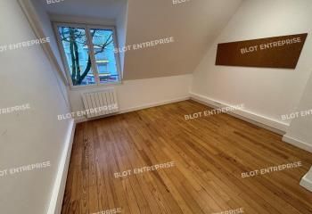 Location bureaux Lorient La Base, proche accès 4 voies