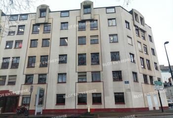 Location bureaux Nantes Champs-de-Mars - Proximité gare, tram et bus