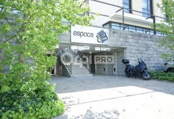 Location bureaux Lyon 4 - Proche centre-ville, bus et tram