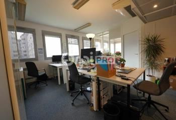 Vente bureaux Lyon 3 - Proche Tram T1, T3, T4, Métro B et Gare Part-Dieu