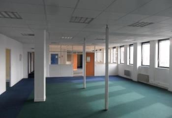 Location bureaux Roubaix centre - Proche transports en commun