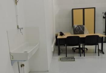 Ateliers à louer Valréas - Proche autoroute et Drôme